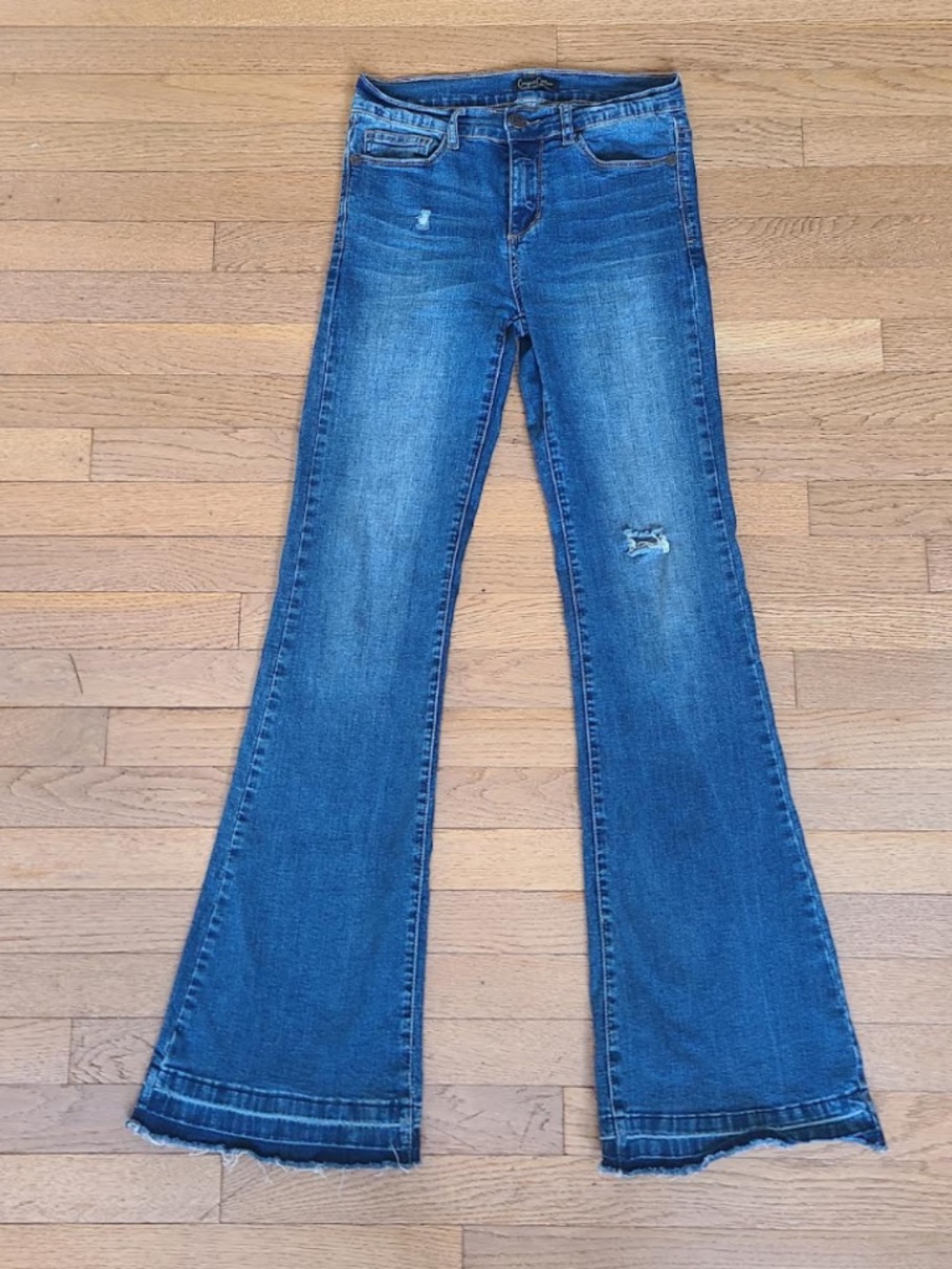 CC Western Mid Rise Flare denim jeans size 27